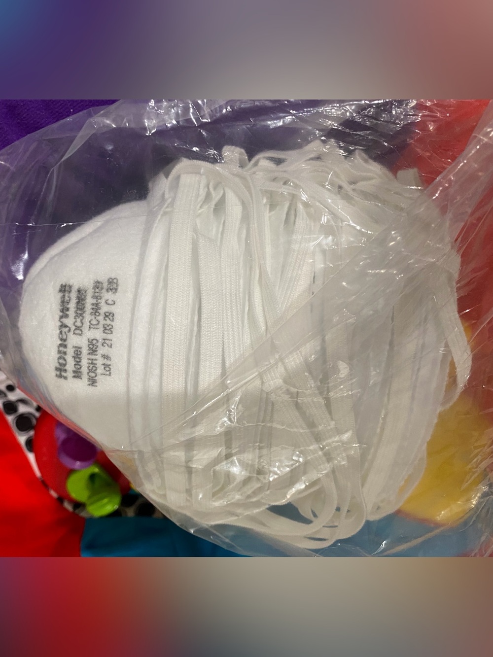 White Honeywell N95 Respirator Face Masks - 9 Pack